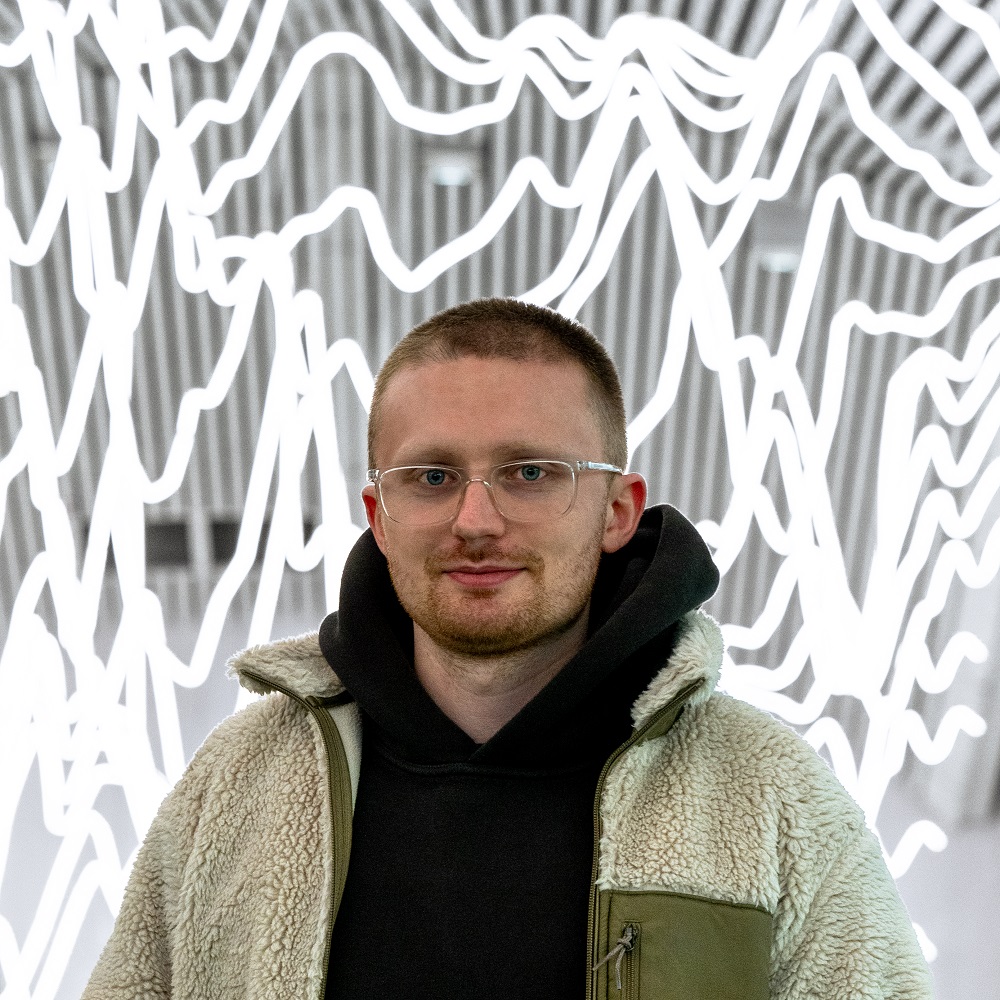 Info - Adam Castelow